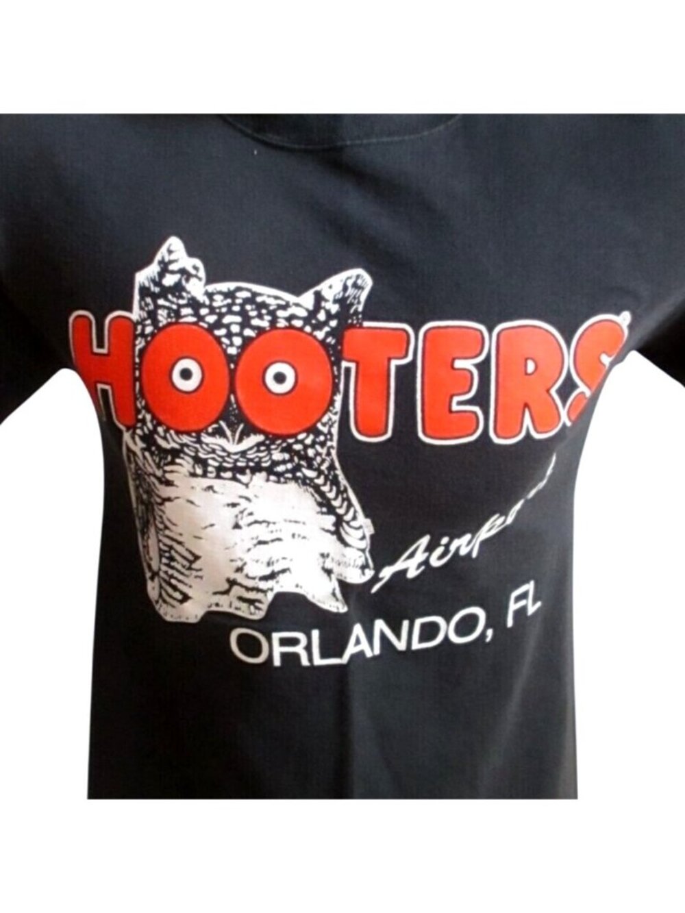 Hooters Orlando Florida Vintage Men's T-shirt Small Airport Black Delta 2 Sided